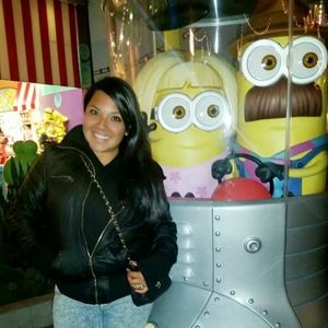 Meet your Posher, Gabriela